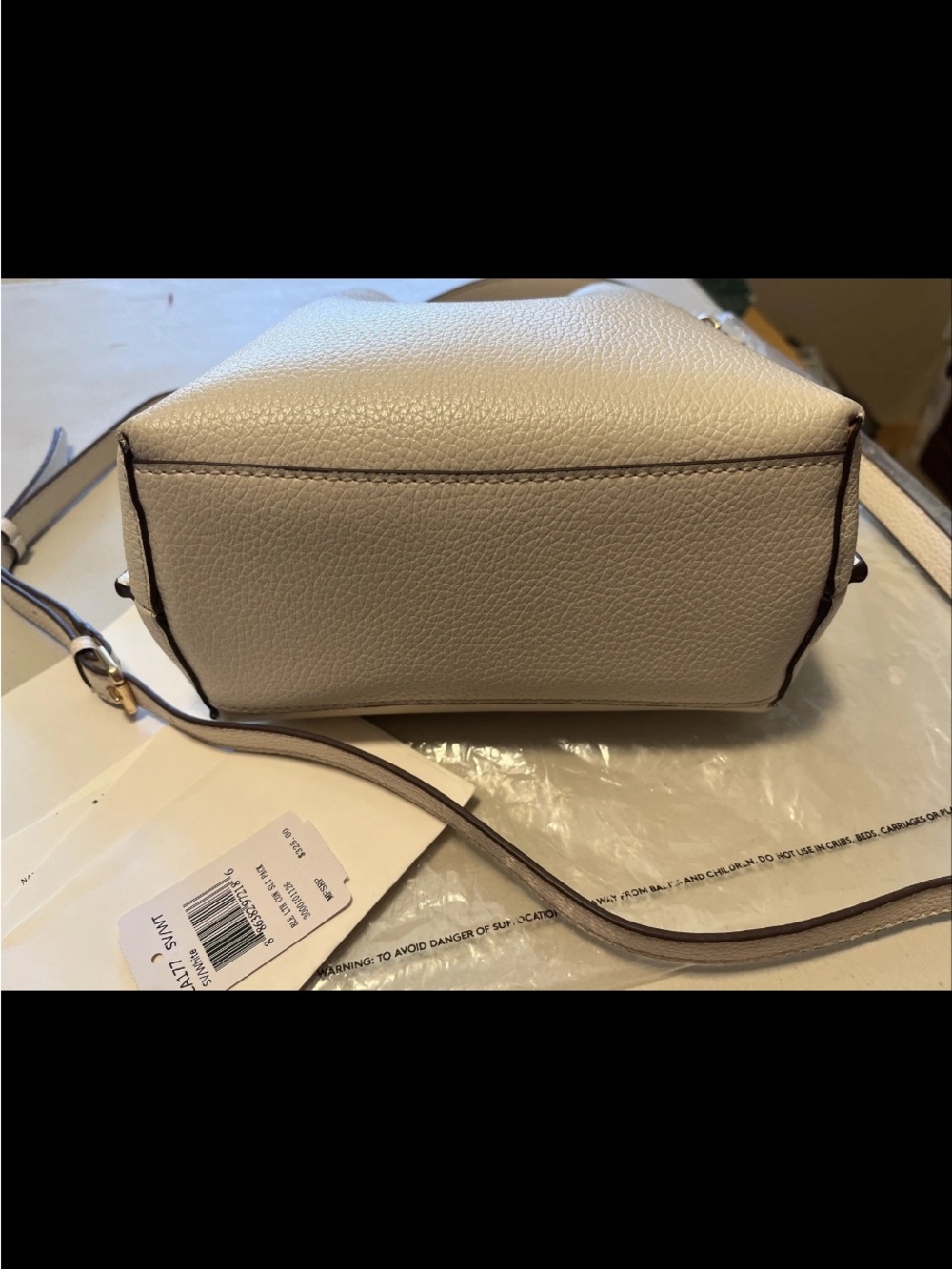 Coach Mollie 22 Bucket Bag Pebbled Leather chalk CA177 - Picture 4 of 13